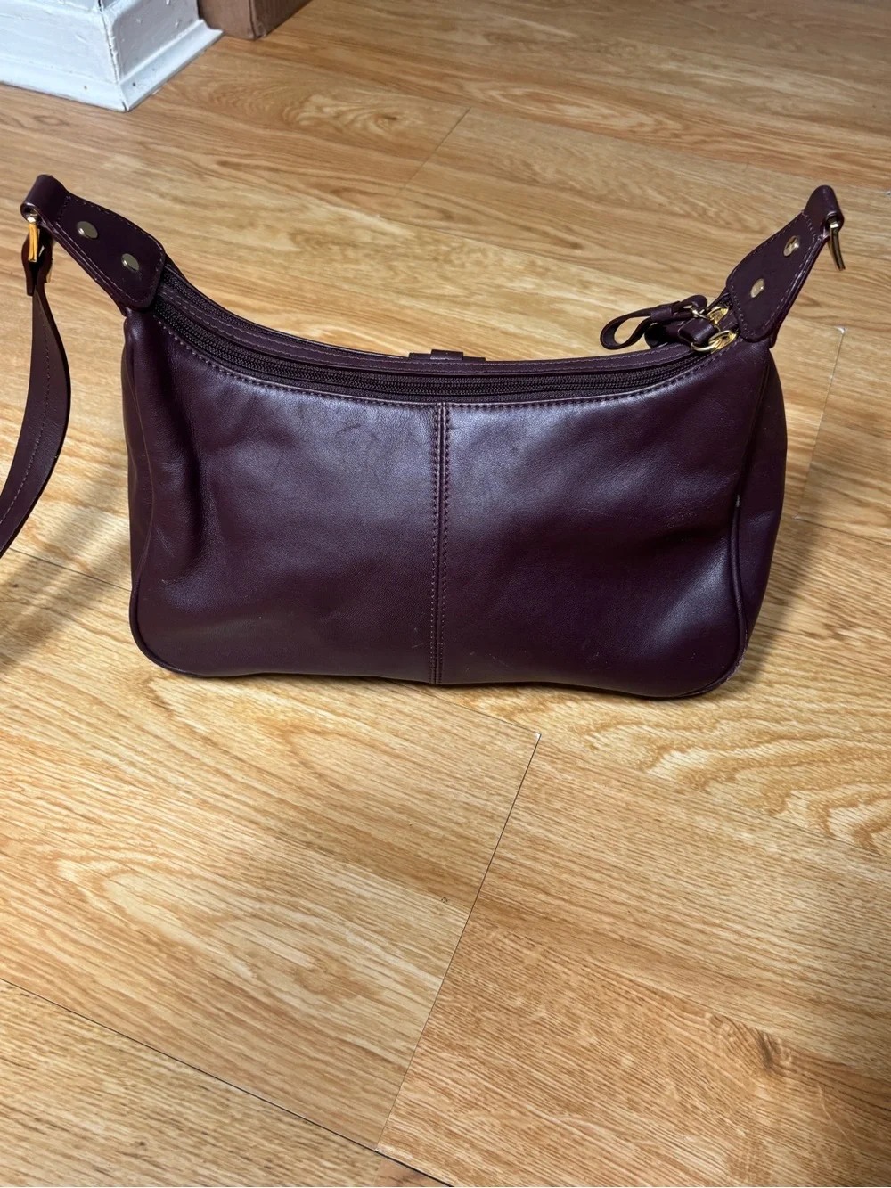 Etienne Aigner Burgundy Leather Shoulder Bag with Gold Hardware